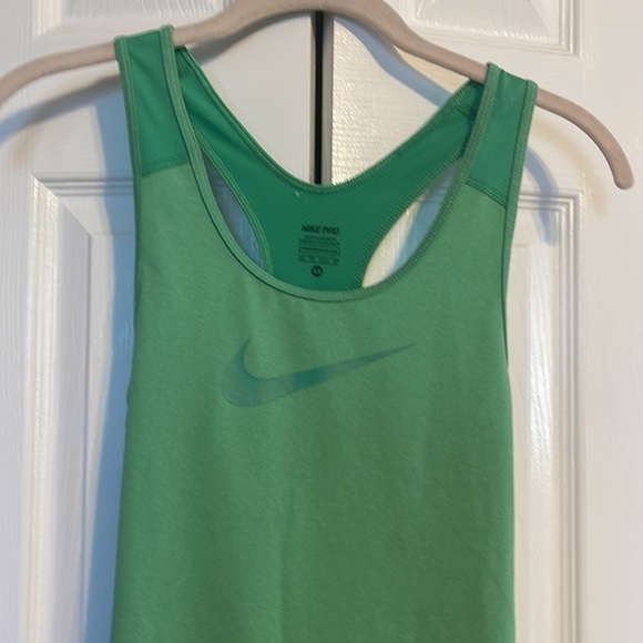 NWOT Nike Dri-fit racerback tank in green size XS - Picture 3 of 7